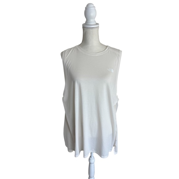 The North Face Wander Slitback FlashDry Relaxed Fit Tank Size 3X - Picture 3 of 11